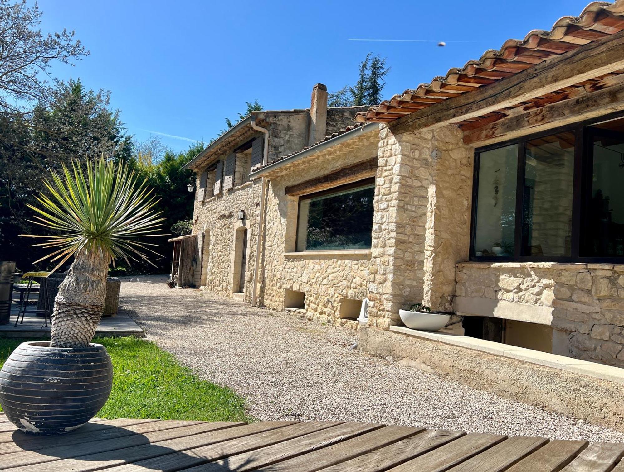 Céreste Gite Nature En Luberon מראה חיצוני תמונה