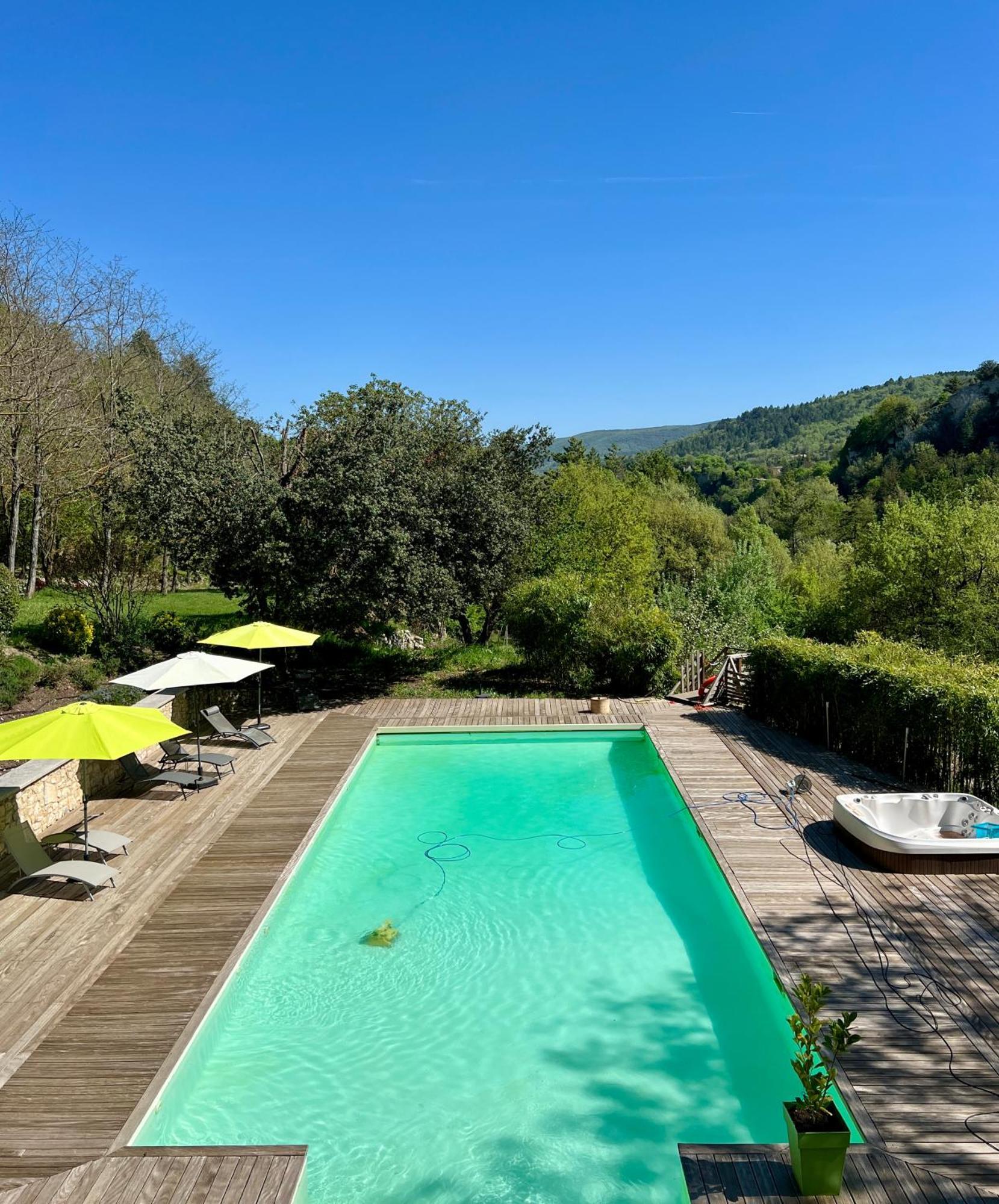 Céreste Gite Nature En Luberon מראה חיצוני תמונה