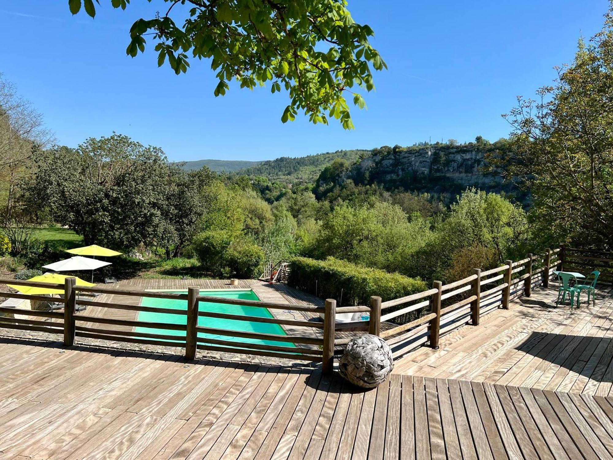 Céreste Gite Nature En Luberon מראה חיצוני תמונה