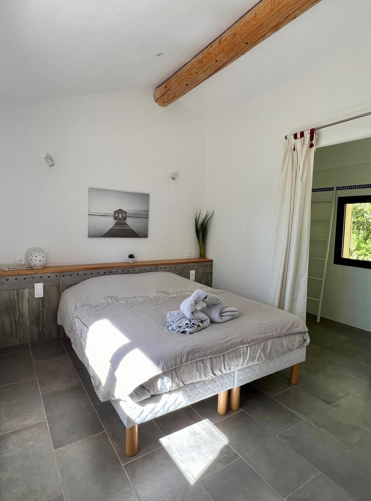 Céreste Gite Nature En Luberon מראה חיצוני תמונה